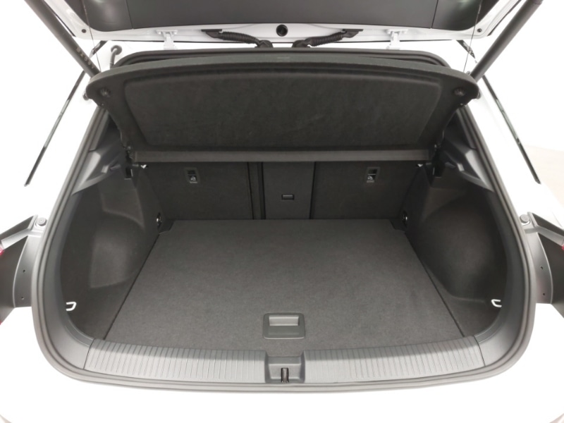 Used Volkswagen T-Roc 2025 for sale - 77956106: Photo 8