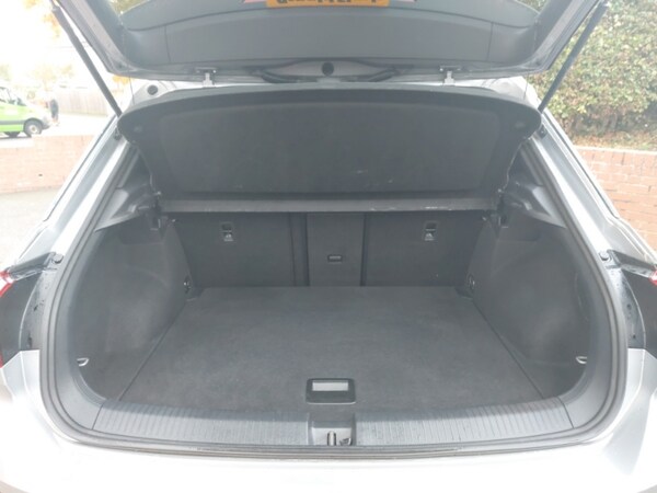 Used Volkswagen T-Roc 2022 for sale - 76225714: Photo 8