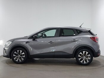 Used Renault Captur 2023 for sale - 78328310: Photo
