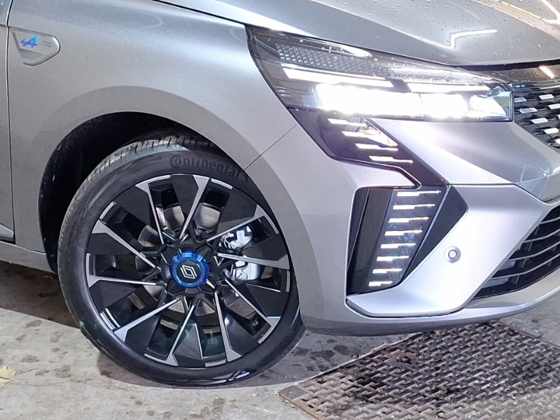 Used Renault Clio 2025 for sale - 76842584: Photo 9