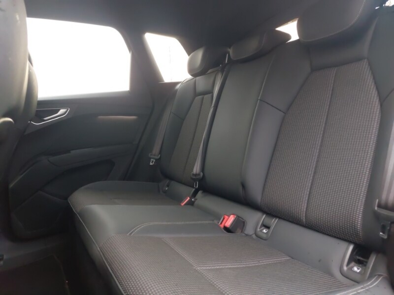 Used Audi Q4 e-tron 2022 for sale - 77399105: Photo 6