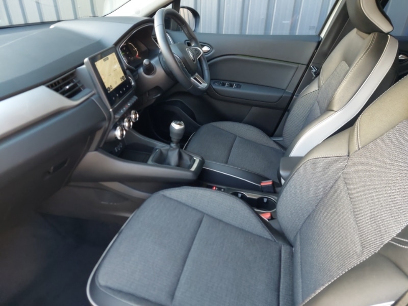 Used Renault Captur 2022 for sale - 76387643: Photo 5