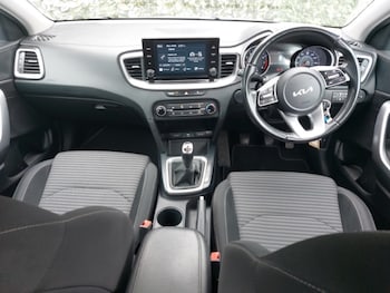 Used Kia Ceed 2022 for sale - 75621960: Photo