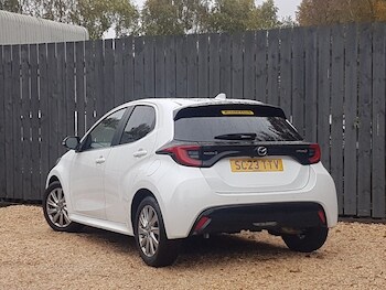 Used Mazda Mazda2 HYBRID 2023 for sale - 77923192: Photo