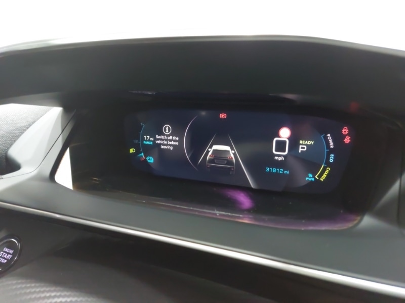 Used Peugeot 2008 2023 for sale - 77912824: Photo 11