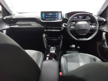 Used Peugeot 2008 2023 for sale - 77912824: Photo