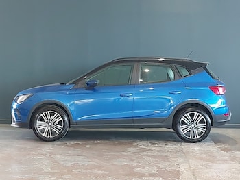 Used SEAT Arona 2023 for sale - 79513351: Photo