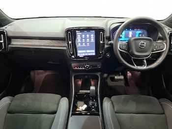 Used Volvo XC40 2024 for sale - 79086508: Photo