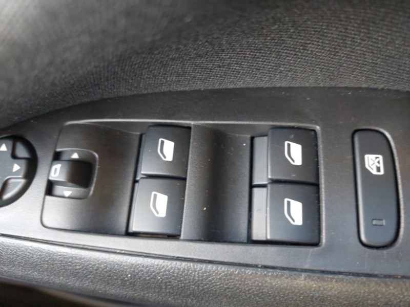 Used Vauxhall Crossland 2022 for sale - 77266382: Photo 12