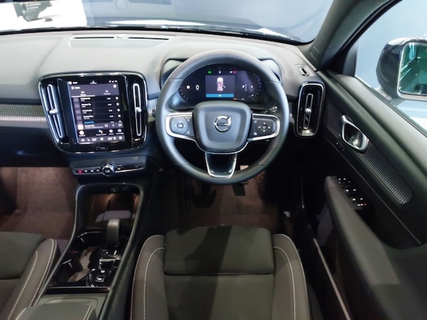 Used Volvo XC40 2025 for sale - 76321074: Photo 7