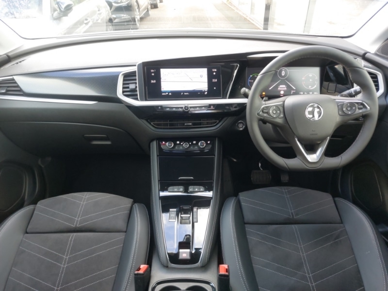 Used Vauxhall Grandland 2024 for sale - 76912085: Photo 2