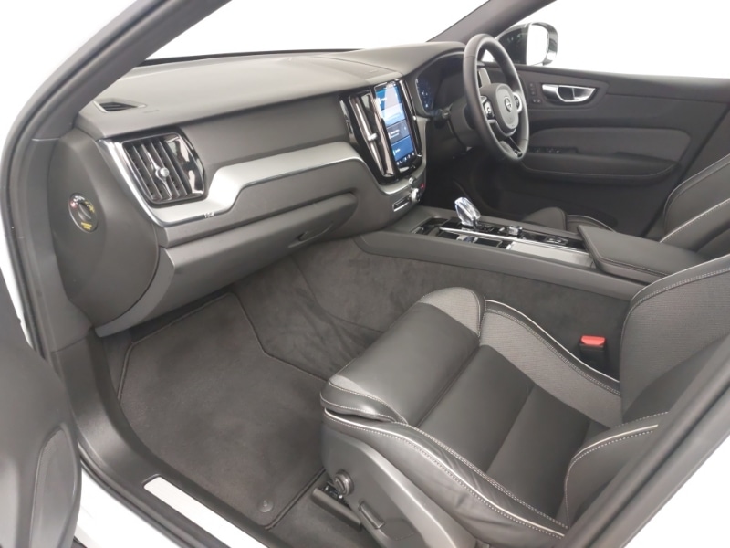 Used Volvo XC60 2024 for sale - 77308237: Photo 7