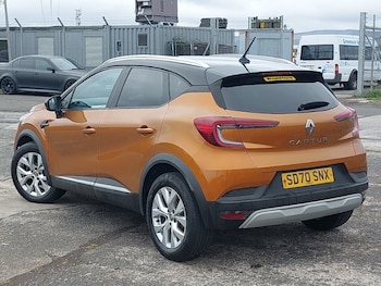 Used Renault Captur 2020 for sale - 79406170: Photo