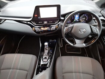 Used Toyota C-HR 2023 for sale - 78164762: Photo