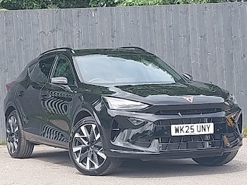 2025 - 1.5 eHybrid 204 V2 5dr DSG