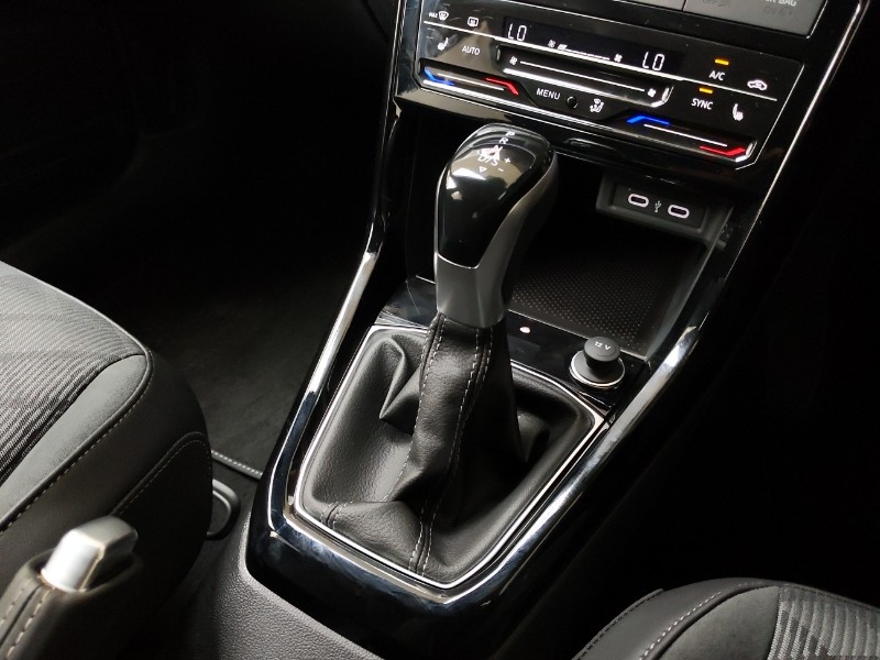 Used Volkswagen T-Cross 2024 for sale - 76411108: Photo 12