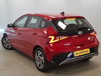 Used Hyundai i20 2023 for sale - 77762120: Photo