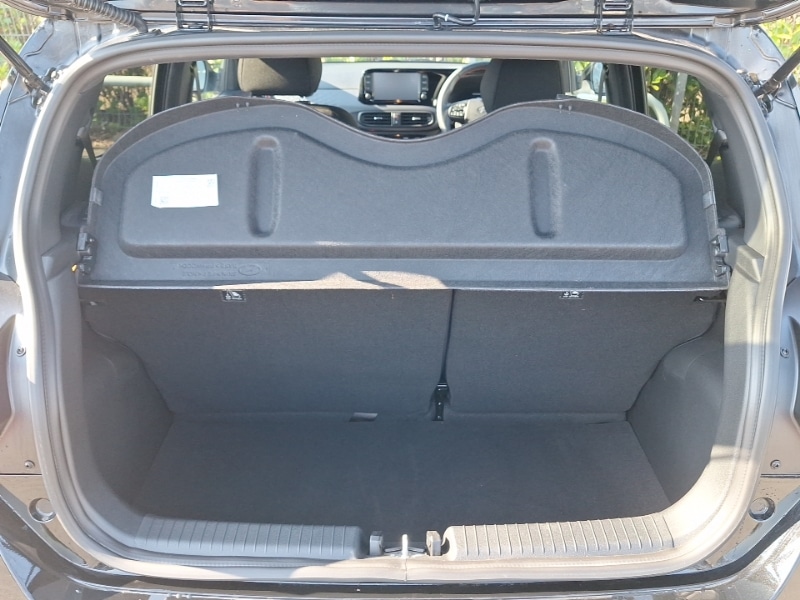 Used Hyundai i10 2023 for sale - 77987279: Photo 8