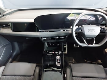 Used Audi Q6 e-tron 2025 for sale - 78381236: Photo