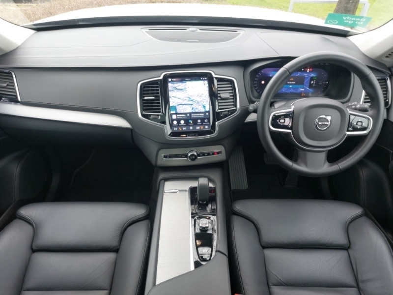 Used Volvo XC90 2023 for sale - 77847875: Photo 2