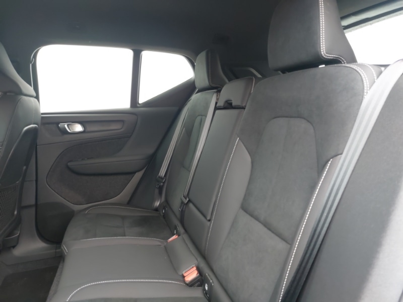 Used Volvo XC40 2024 for sale - 76331257: Photo 6