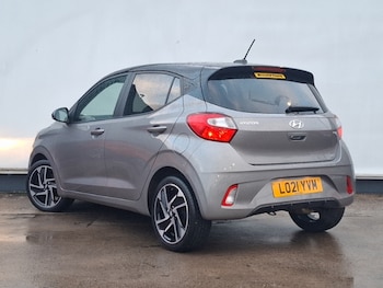 Used Hyundai i10 2021 for sale - 77380468: Photo