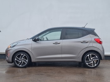 Used Hyundai i10 2021 for sale - 77380468: Photo