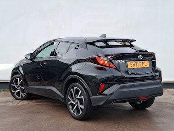 Used Toyota C-HR 2021 for sale - 77987331: Photo