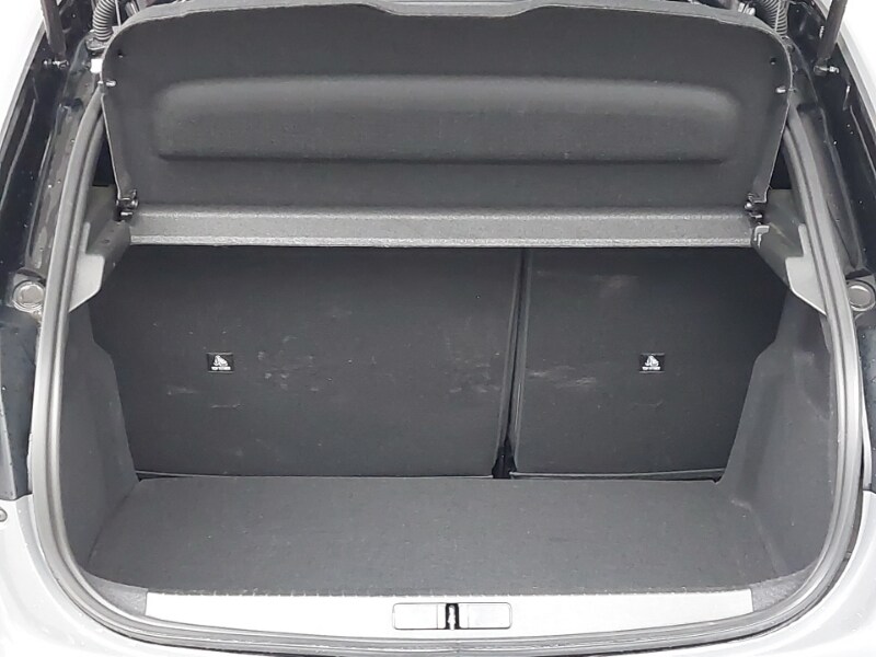 Used Peugeot 208 2024 for sale - 77948622: Photo 8