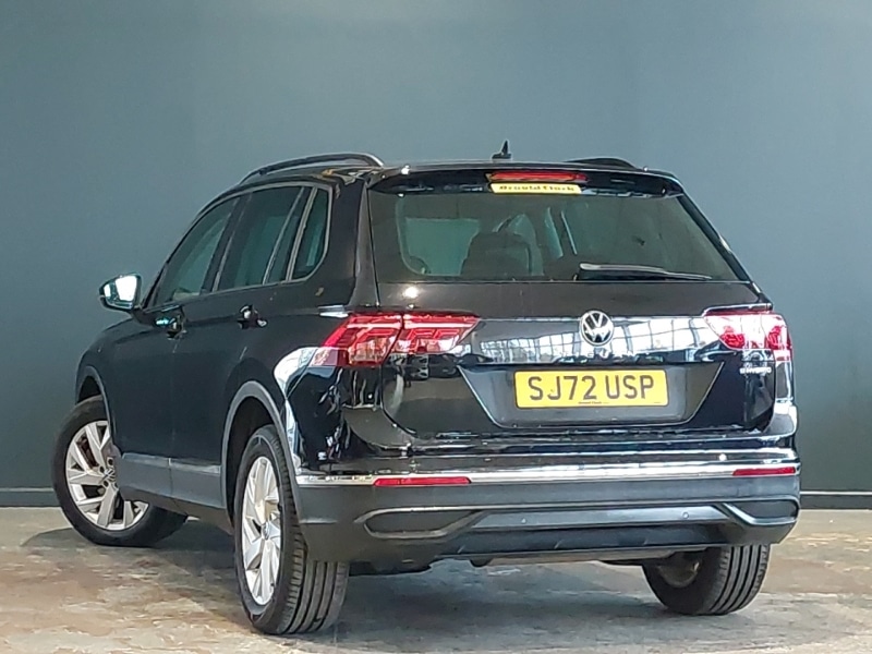 Used Volkswagen Tiguan 2022 for sale - 76537376: Photo 3