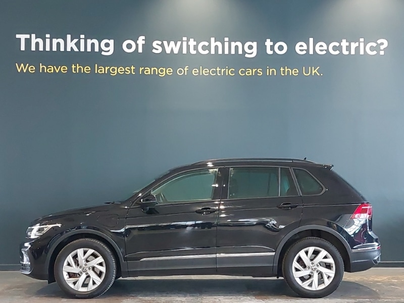 Used Volkswagen Tiguan 2022 for sale - 76537376: Photo 4