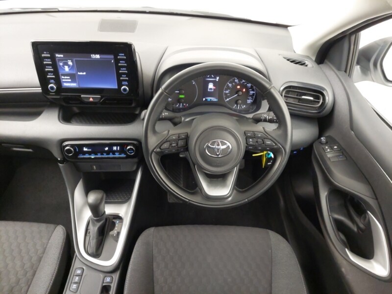 Used Toyota Yaris 2023 for sale - 77087074: Photo 7