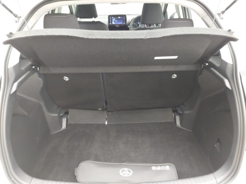 Used Toyota Yaris 2023 for sale - 77087074: Photo 8