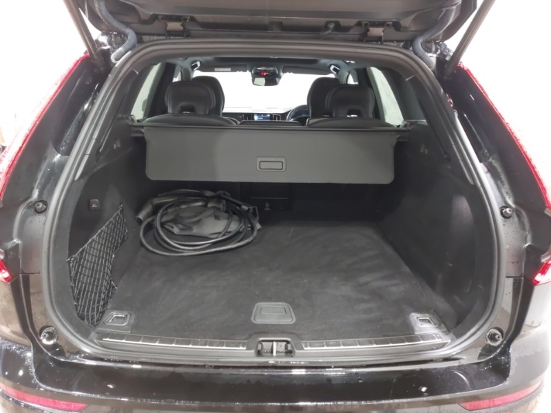 Used Volvo XC60 2021 for sale - 77365917: Photo 8