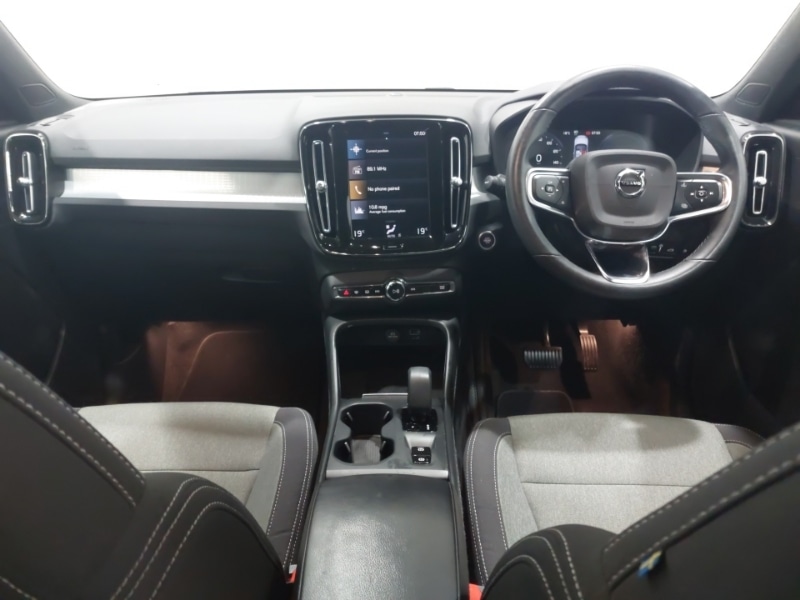 Used Volvo XC40 2023 for sale - 77503676: Photo 2