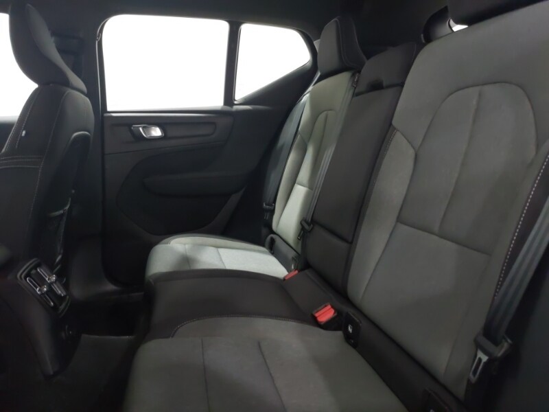 Used Volvo XC40 2023 for sale - 77503676: Photo 6