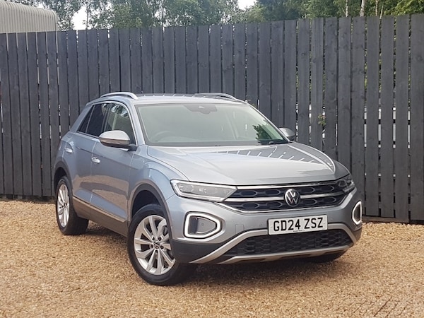 Used Volkswagen T-Roc 2024 for sale - 76254113: Photo 1