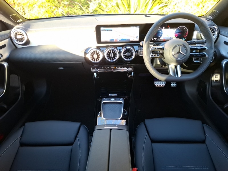 Used Mercedes-Benz CLA 2025 for sale - 76639808: Photo 2