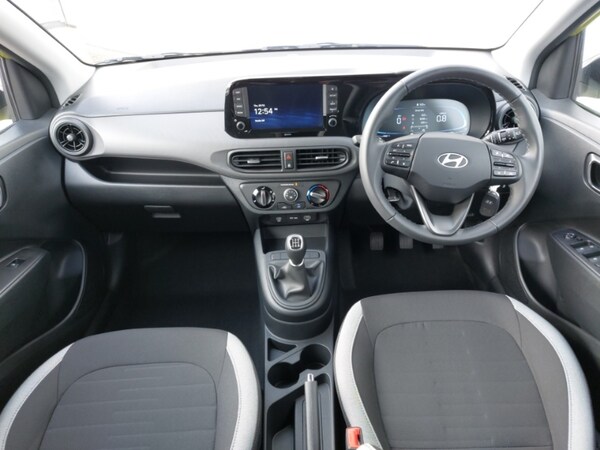 Used Hyundai i10 2025 for sale - 76225691: Photo 2