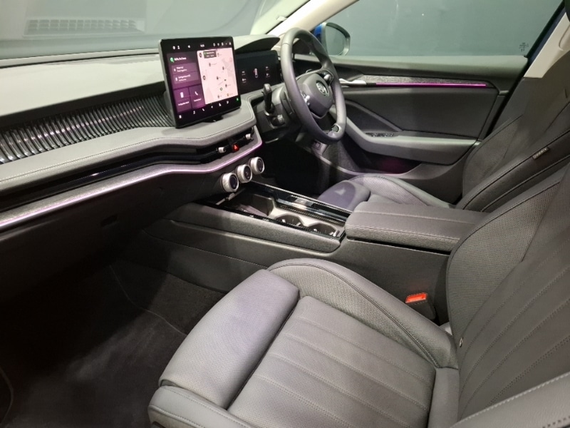 Used Skoda Superb 2025 for sale - 77933814: Photo 5