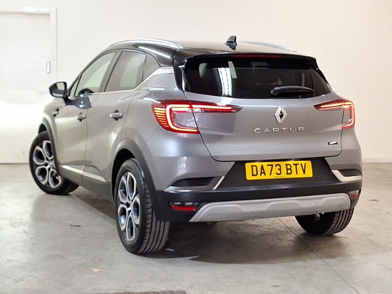Used Renault Captur 2023 for sale - 76435509: Photo 3
