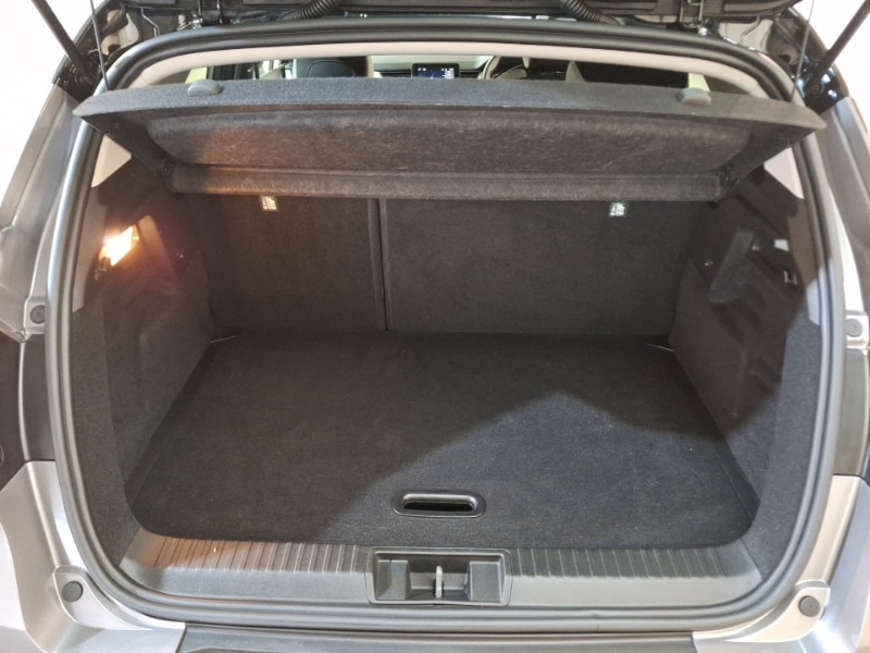 Used Renault Captur 2023 for sale - 76435509: Photo 8