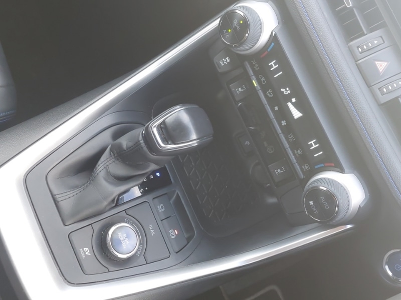 Used Toyota RAV4 2021 for sale - 76726989: Photo 11