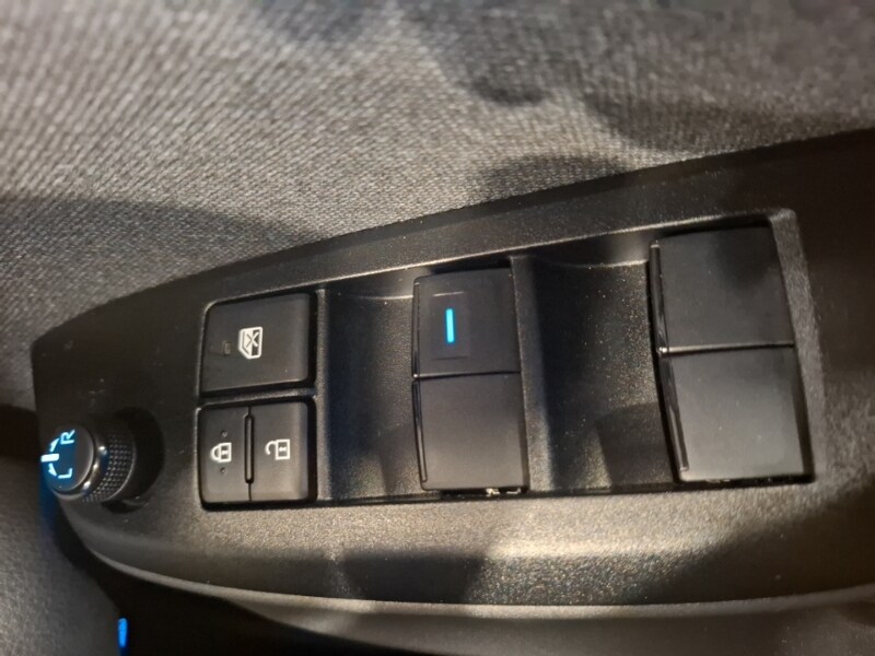 Used Toyota Yaris 2021 for sale - 77874642: Photo 12