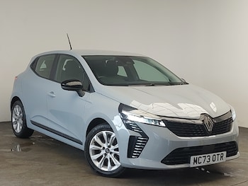 Used Renault Clio 2024 for sale - 78735908: Photo