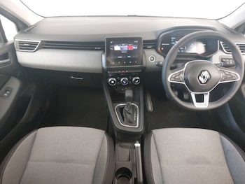 Used Renault Clio 2024 for sale - 78735908: Photo