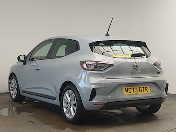 Used Renault Clio 2024 for sale - 78735908: Photo