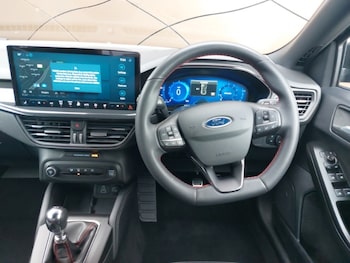 Used Ford Focus 2022 for sale - 75946056: Photo