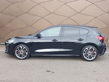 Used Ford Focus 2022 for sale - 75946056: Photo