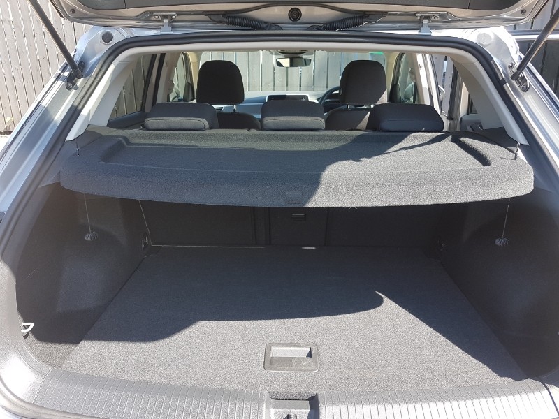 Used Volkswagen T-Roc 2024 for sale - 76624215: Photo 8